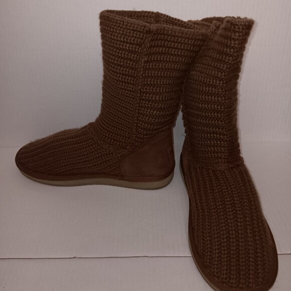 SKECHERS USA KNITTED SWEATER BOOTS - Picture 8 of 13